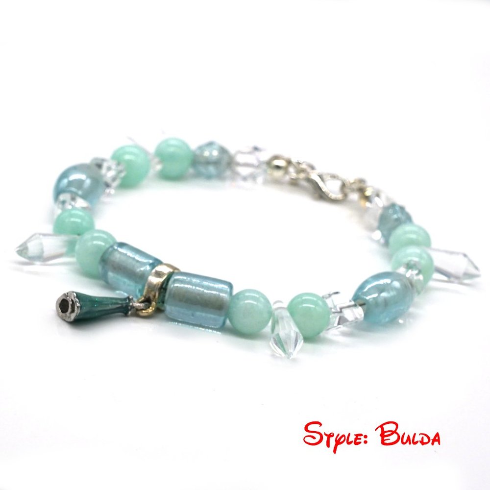 Disney theme bracelets with figurine character included. - Picture 6 of 7